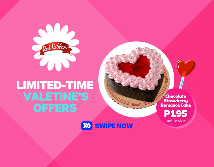 Red Ribbon Chocolate Strawberry Romance Cake